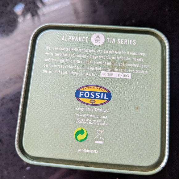 Rose Gold Fossil Watch - Picture 5 of 6